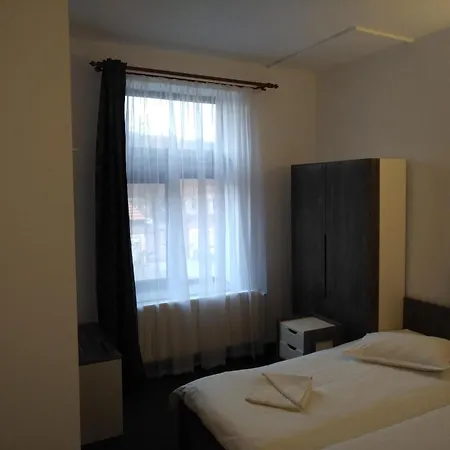 Cristian Inn 2*